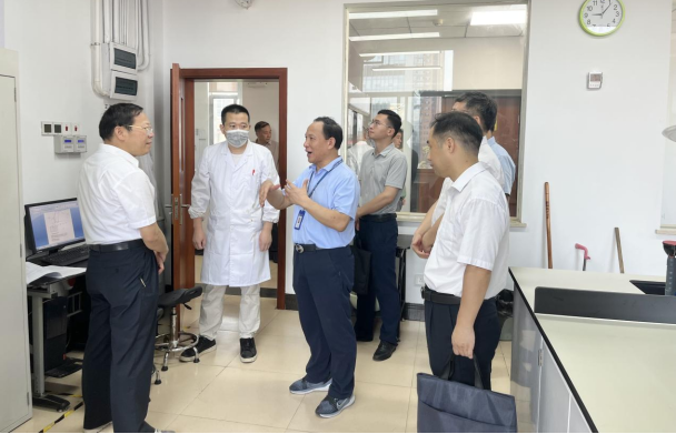 省人大教科文卫委调研组到哈哈体育集团调研